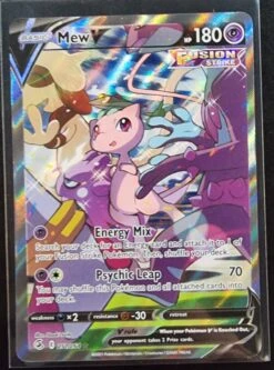 Mew V - Pokemon Fusion Strike Full Alt Art Holo Foil Ultra Rare #251/264