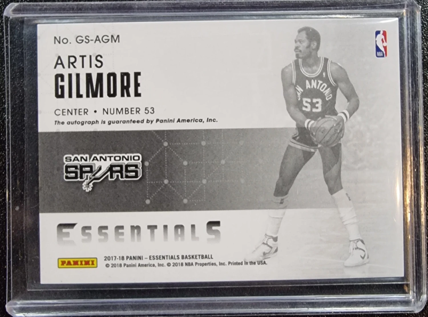 Artis Gilmore #/35 - 2017-18 Panini Essentials NBA Glorified Signatures #GS-AGM 2 Artis Gilmore #/35 - 2017-18 Panini Essentials NBA Glorified Signatures #GS-AGM - Image 2